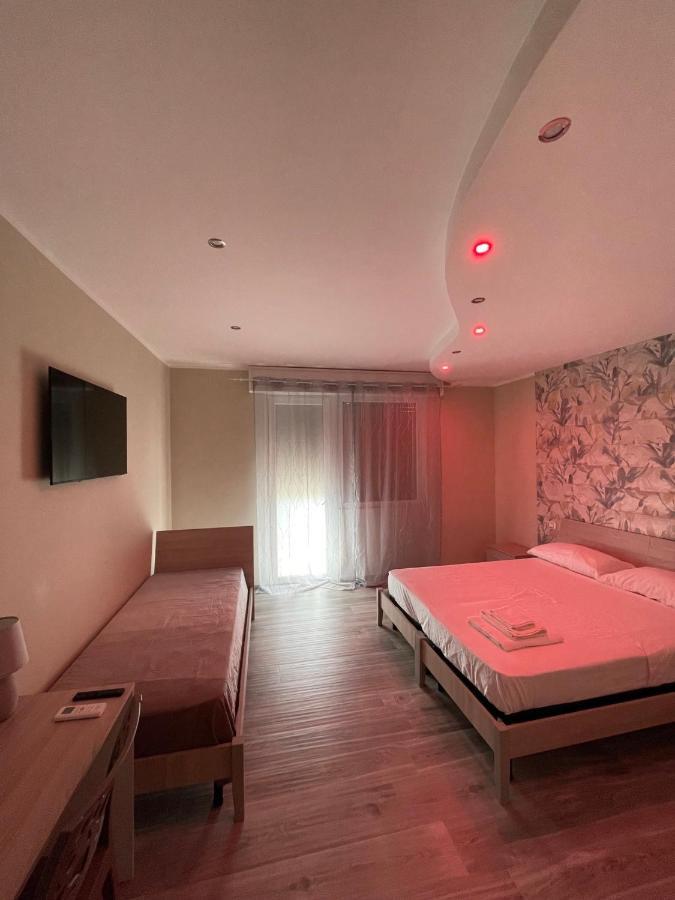 B&B New Paris & Suite Tarent Zewnętrze zdjęcie